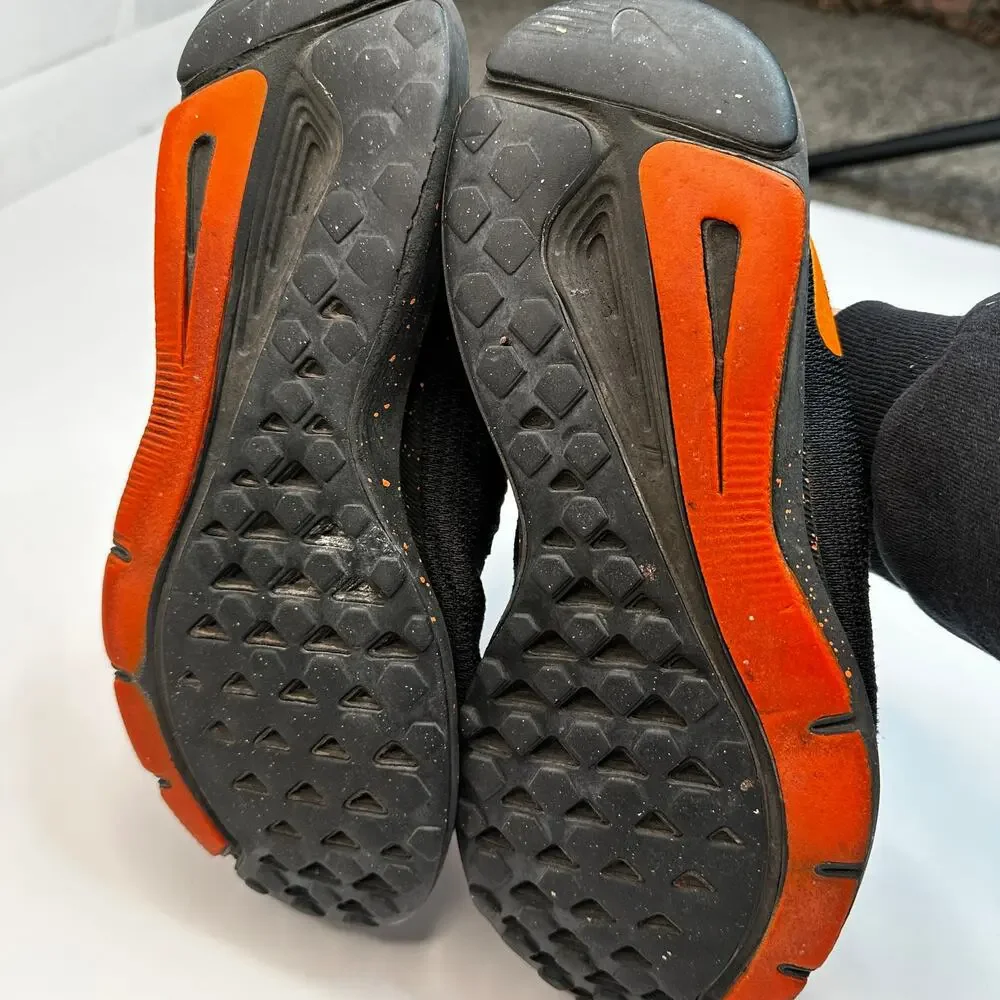 Nike Quest HV Black Orange Running Shoes